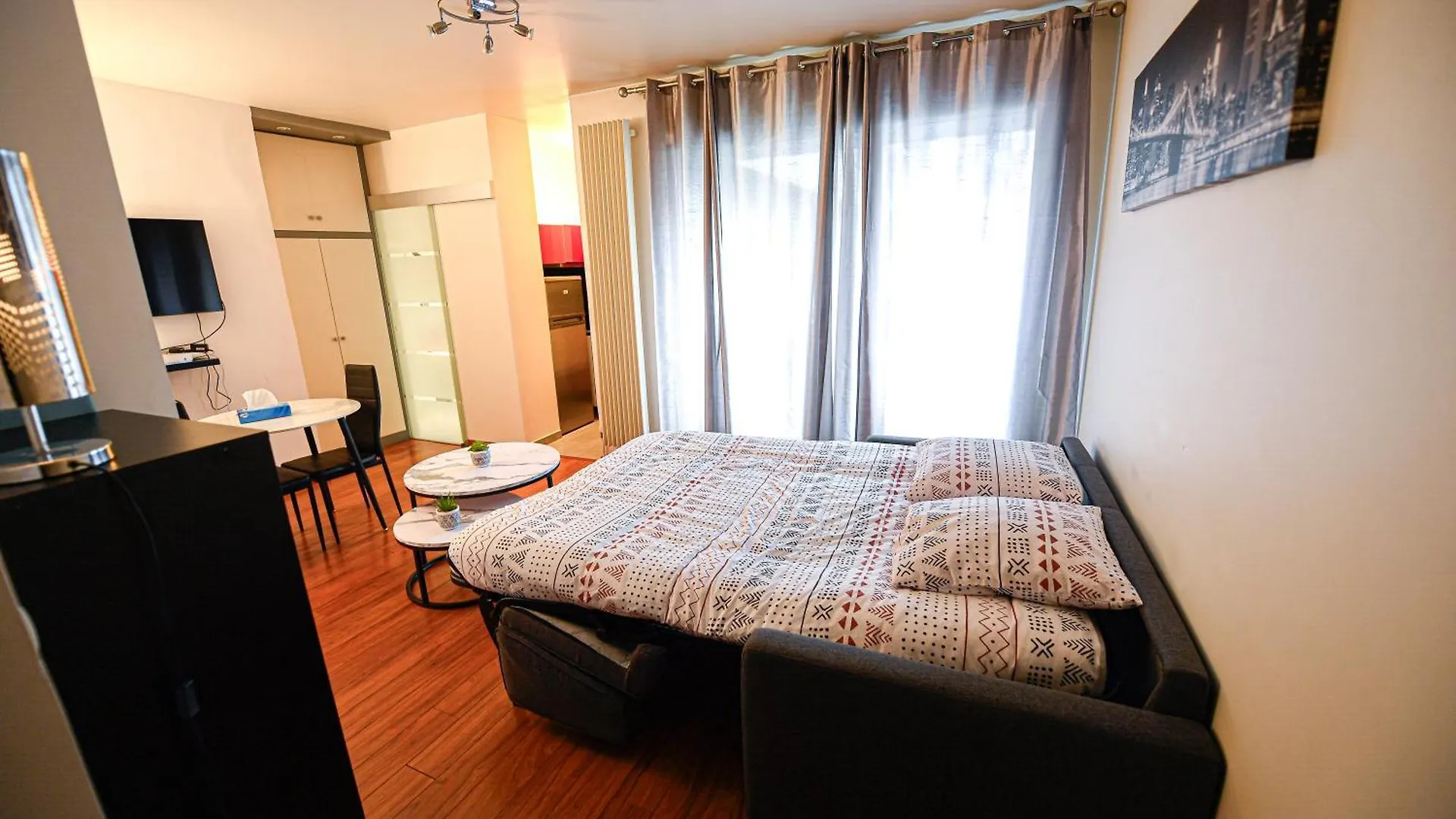 Apartament De Luxe Les Champs Elysees Paryż
